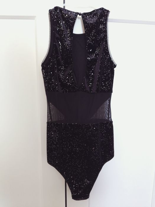 Vând body Penti XS-S,superb.