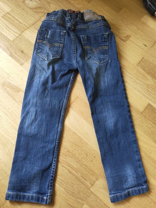 Blugi 104-110 băiat
