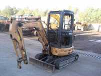 Miniexcavator case cx22b - piese de schimb second hand