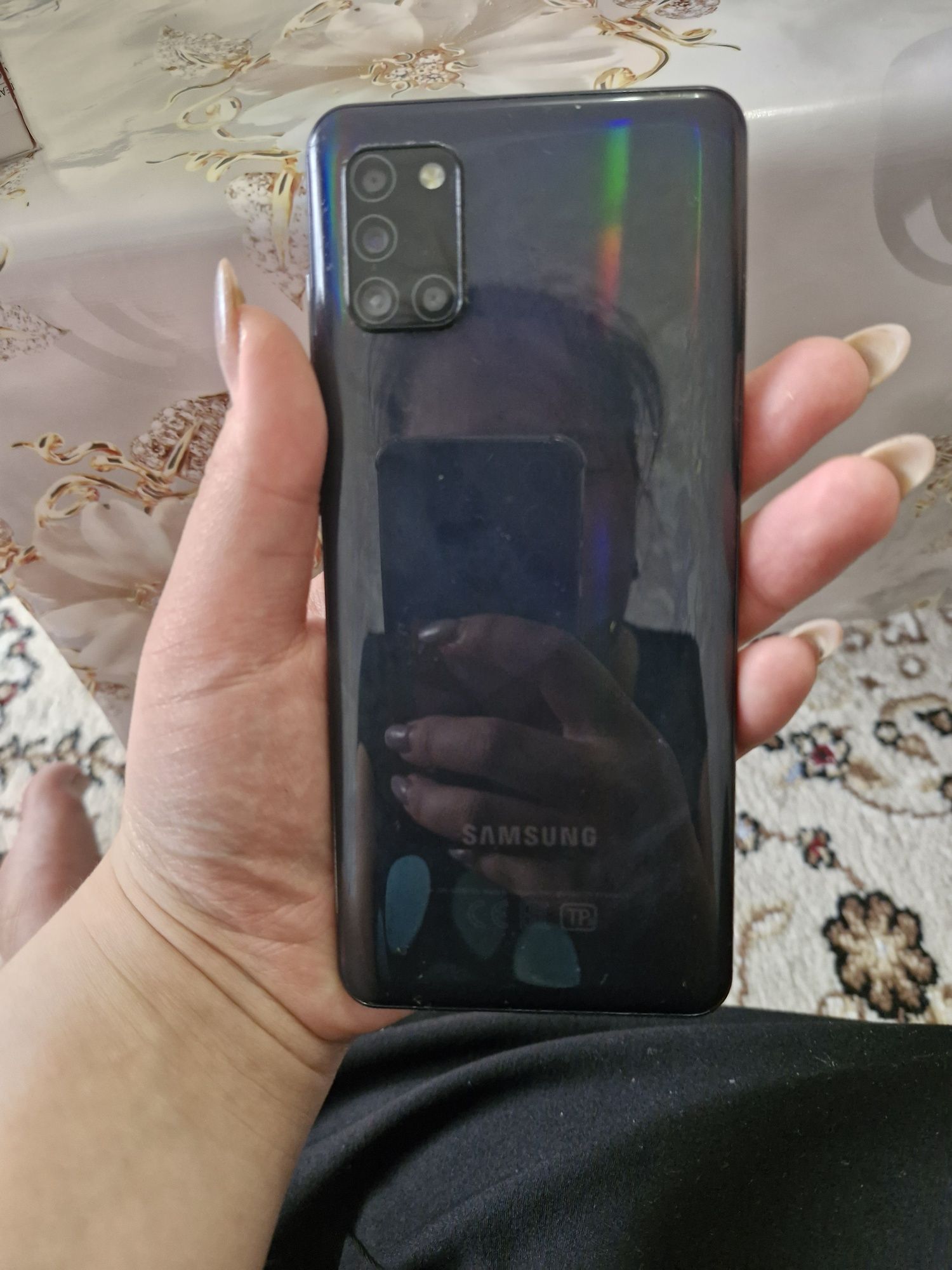 Продам Samsung A31