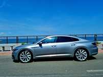 Vand VW Arteon impecabil.