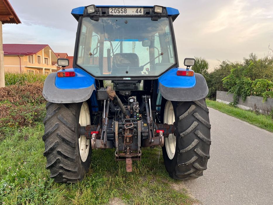 Tractor new holland