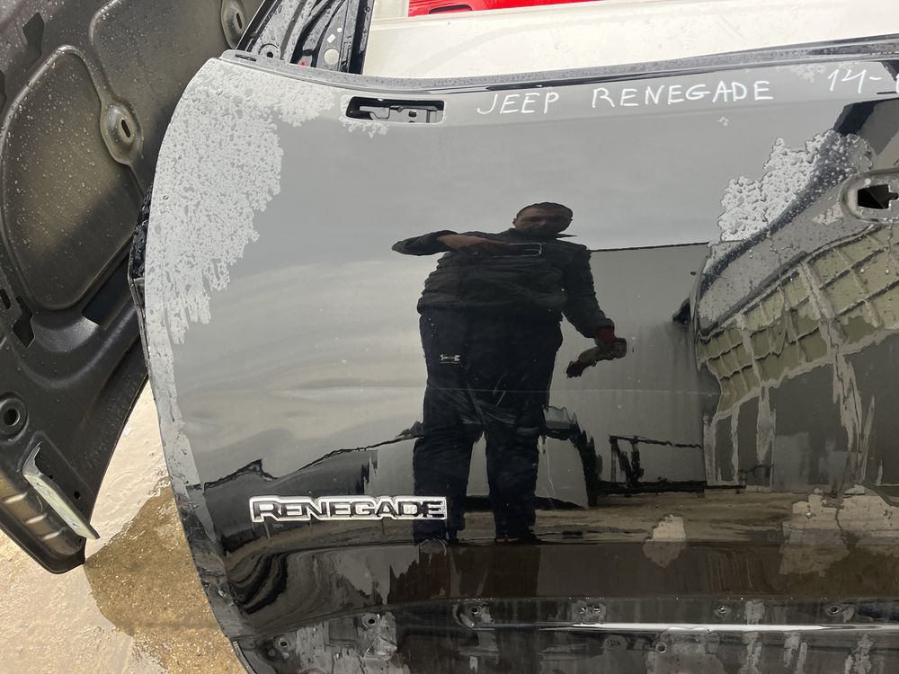 Врата Jeep Renegade