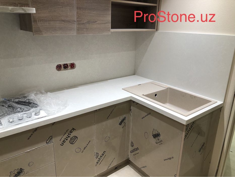 Столешницы из искусственноно камня.