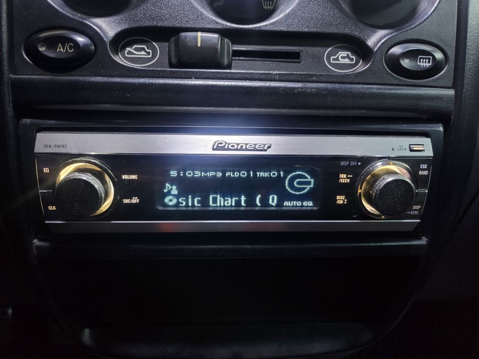 Продам магнитолу  пионер 80рс