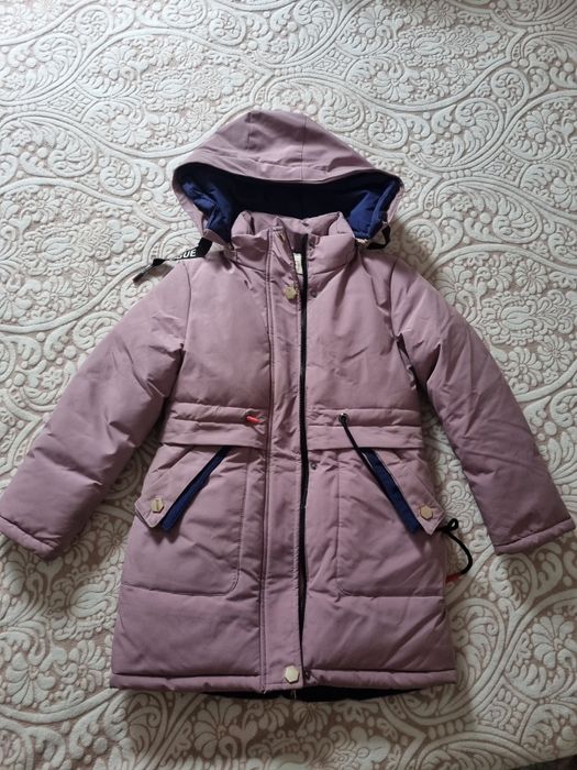 Продаю детскую зимнюю куртку