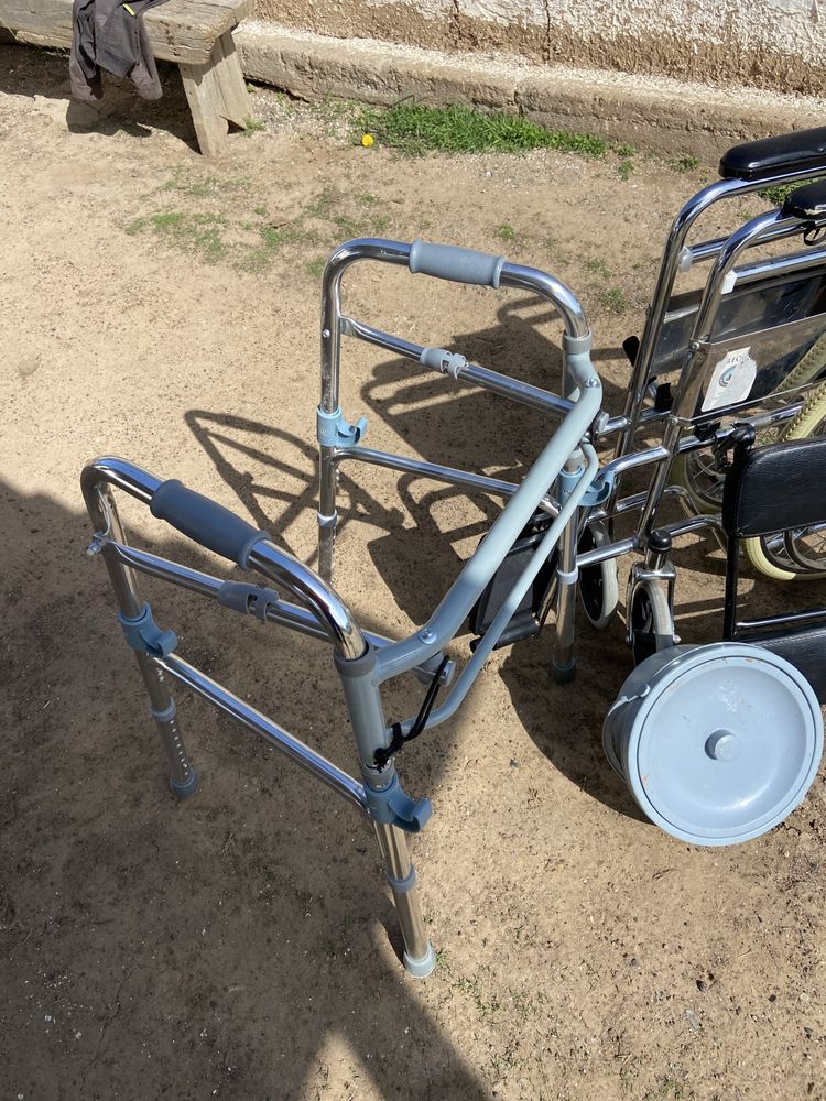 Инвалидная коляска, ходунок,