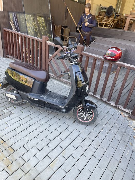 Это скутер 60к час