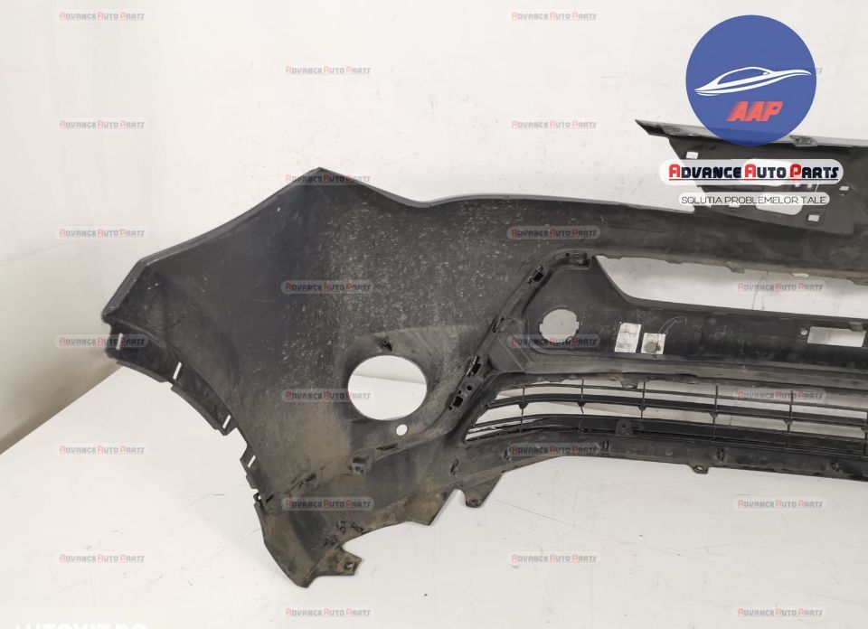 Предна броня със сензори код 5211942A00 - оригинална Toyota RAV4 / Той