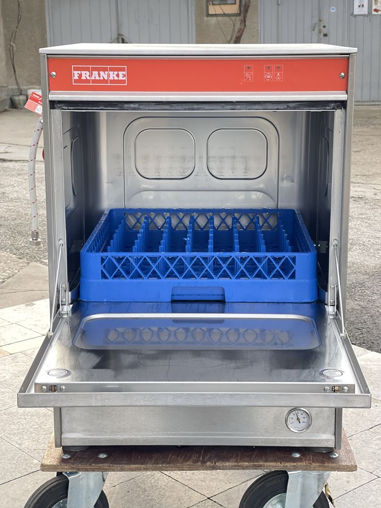 Професионална миялна машина FRANKE | COMENDA FC 54E - 50см/400V
