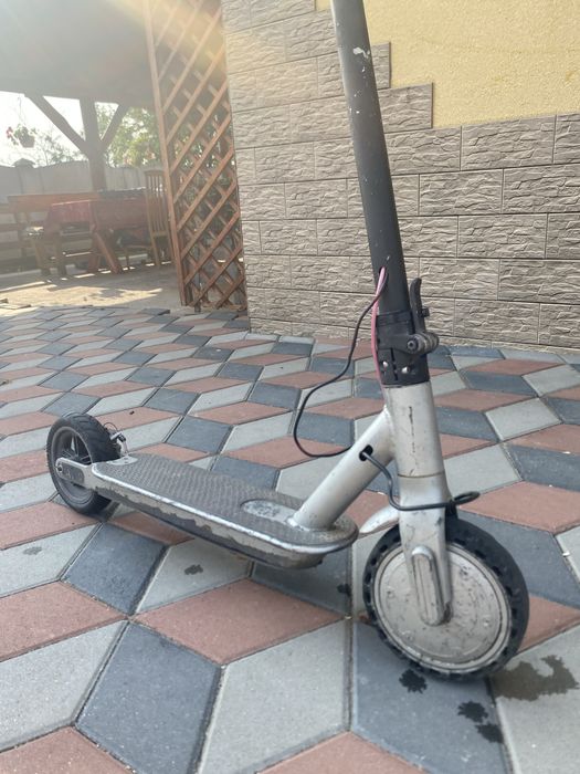 Trotineta Xiaomi pro