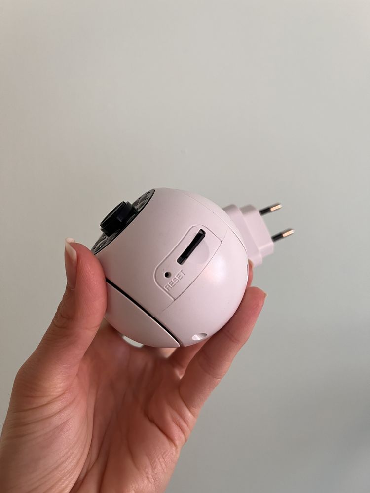 2 бр. Смарт камера с предаване в реално време (wi-fi)