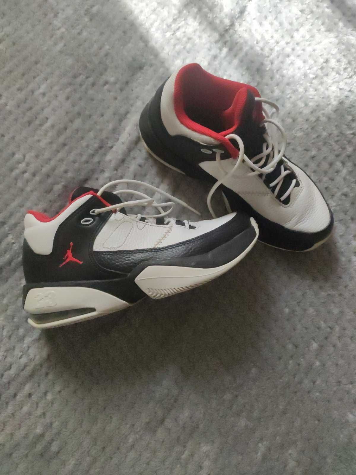Jordan Max Aura 3 размер 37.5