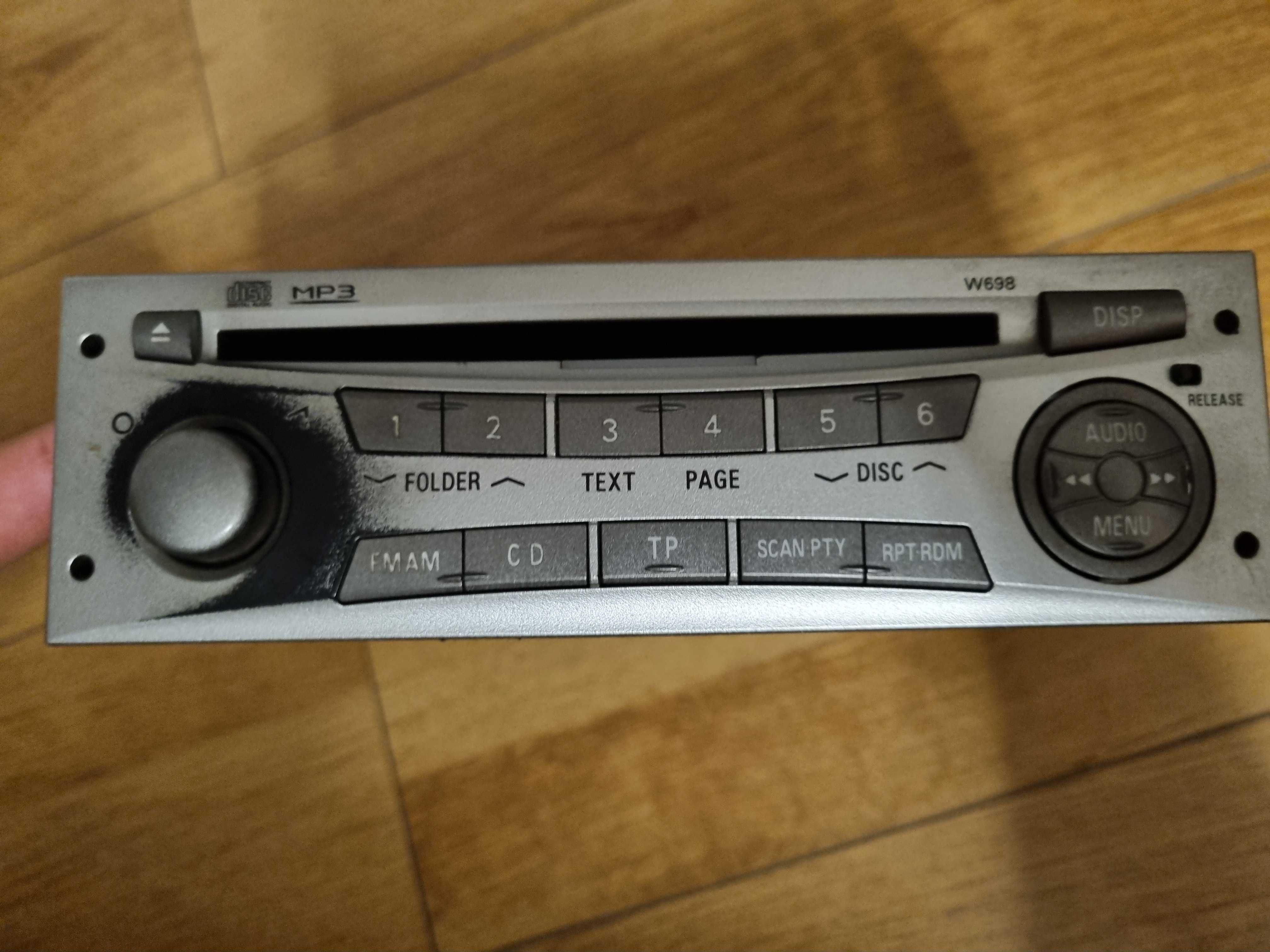 Mp3 Player pentru Mitsubishi L200 + Sistem Busola/Computer bord/Consum