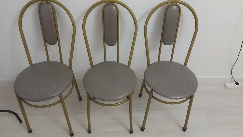 Стулья в хорошем состоянии