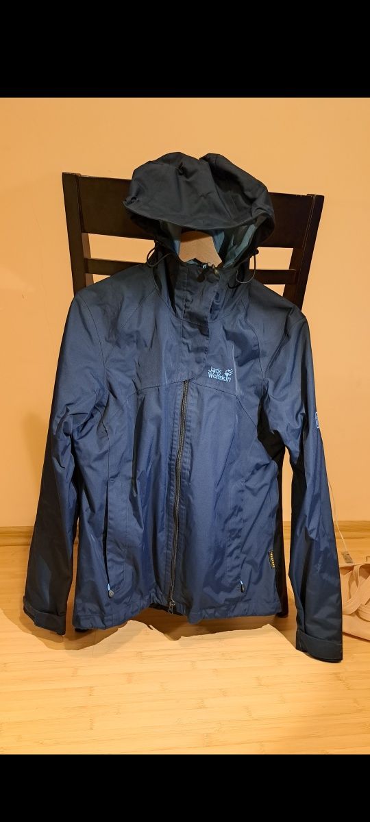Jack Wolfskin дамско яке, М размер