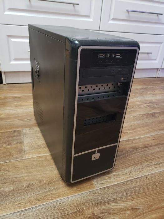 Корпуса для компьютера ATX и mini-ATX