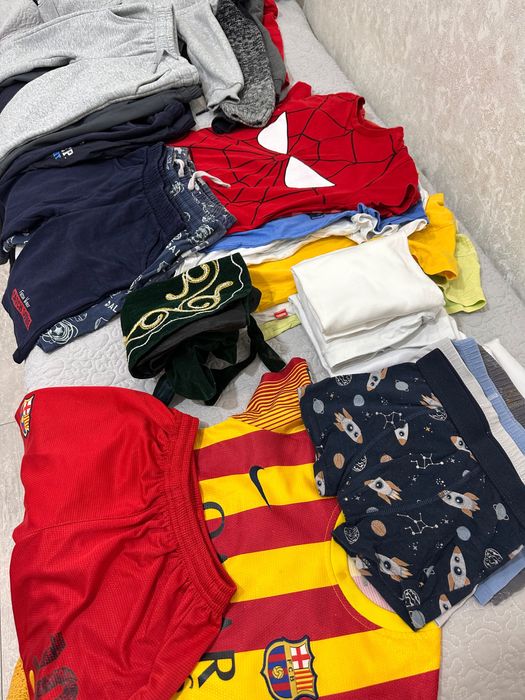 Продам вещи на мальчика 5 лет