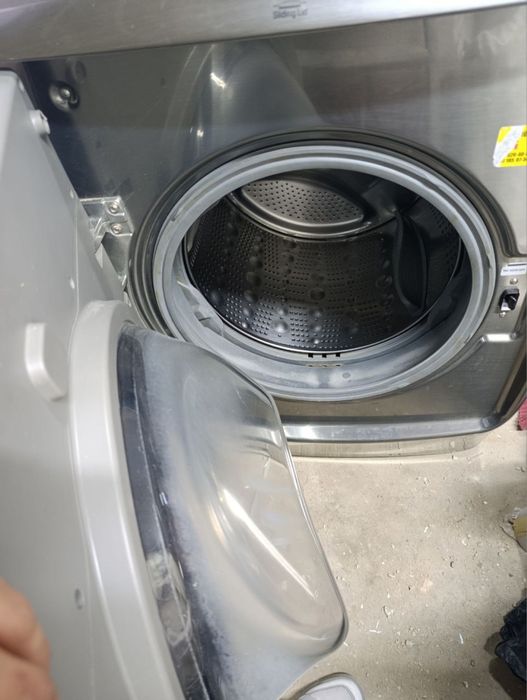 Продается 17 кг стералка Лг с сушкой     .