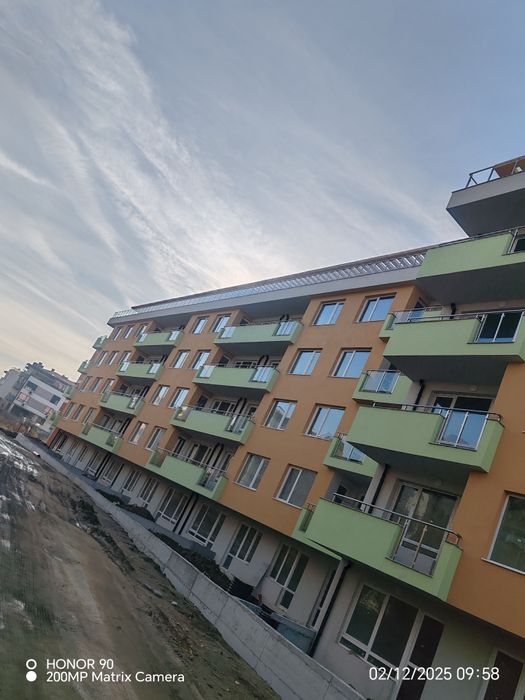 Тристаен апартамент