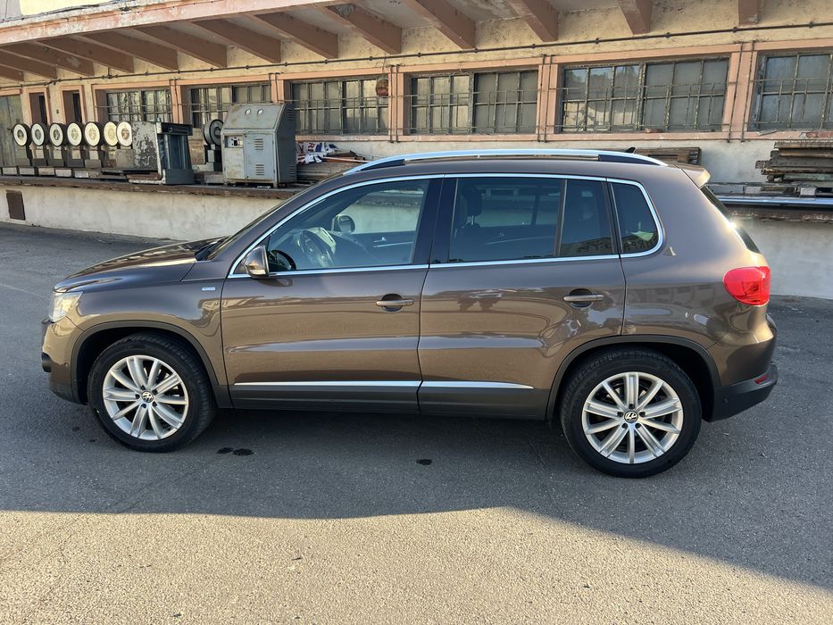 Vând Volkswagen Tiguan