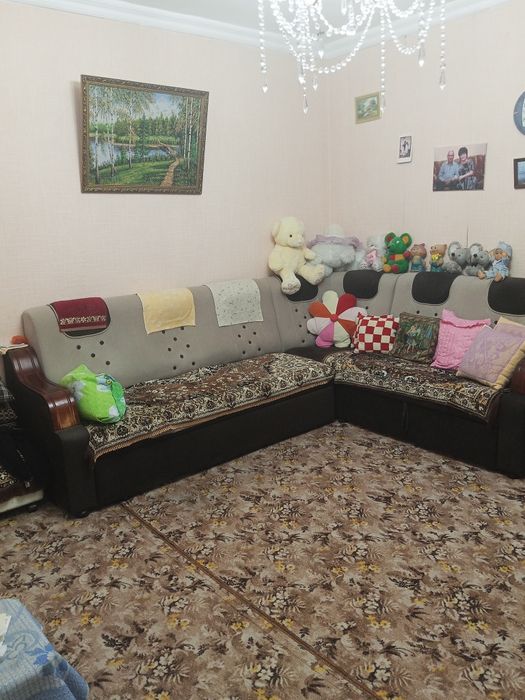 Срочно продам уголок