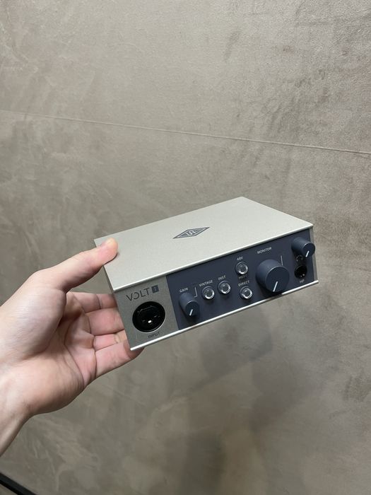 Volt 1 universal audio, аудио звукавая карта