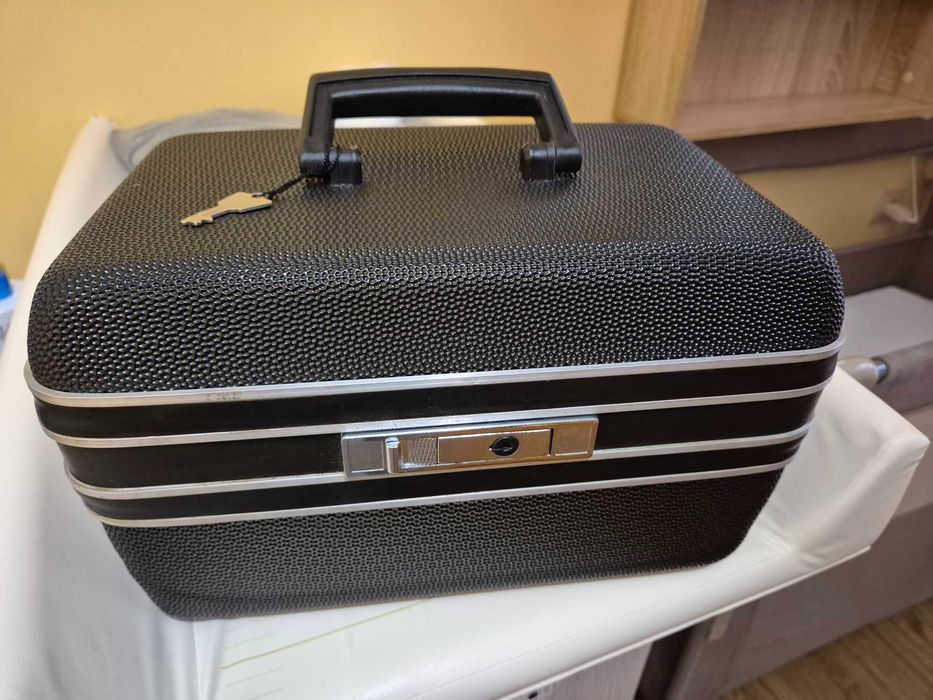 Куфарче тип стюардеса