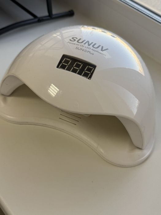 Продам уф-лампу для маникюра