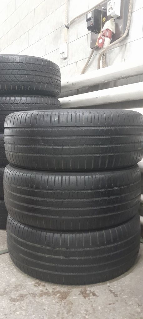 продам полу-комплект летних шин