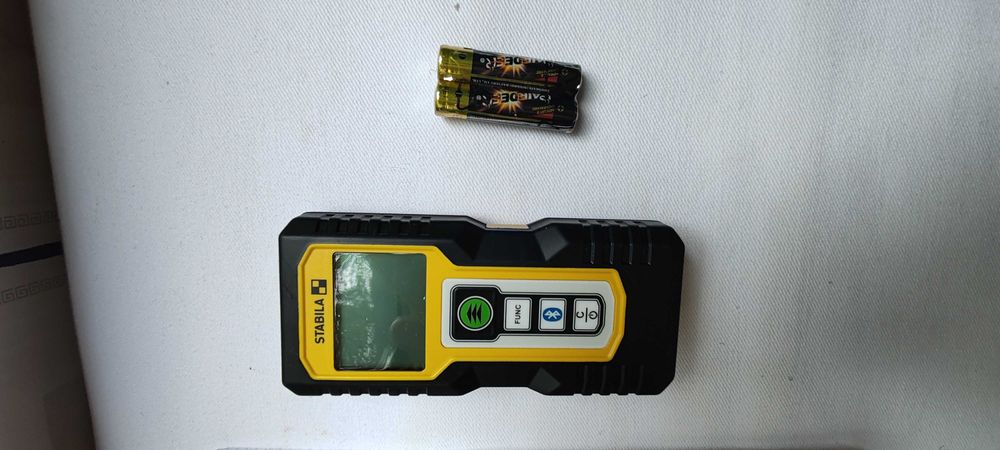 Telemetru Stabila masoara distanta ruleta laser dewalt hilti makita