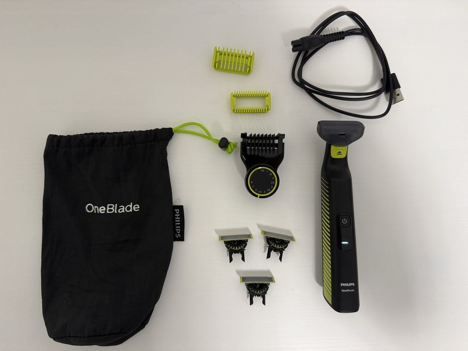 Aparat de ras Philips OneBlade Pro 360 QP6507/23 + 3 lame noi