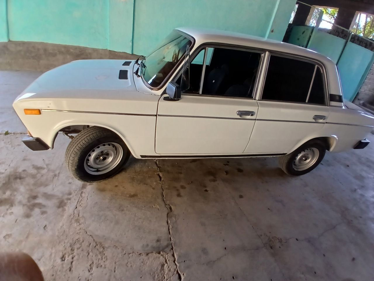 Автомобил Ваз 2106