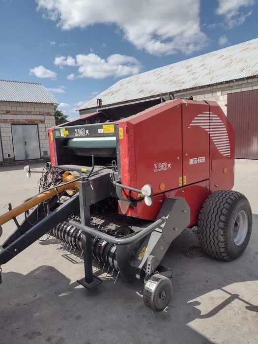 Пресс-подборщик metal-fach (Польша)