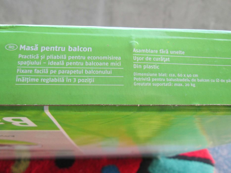 masa pliabila nou  de atarnat