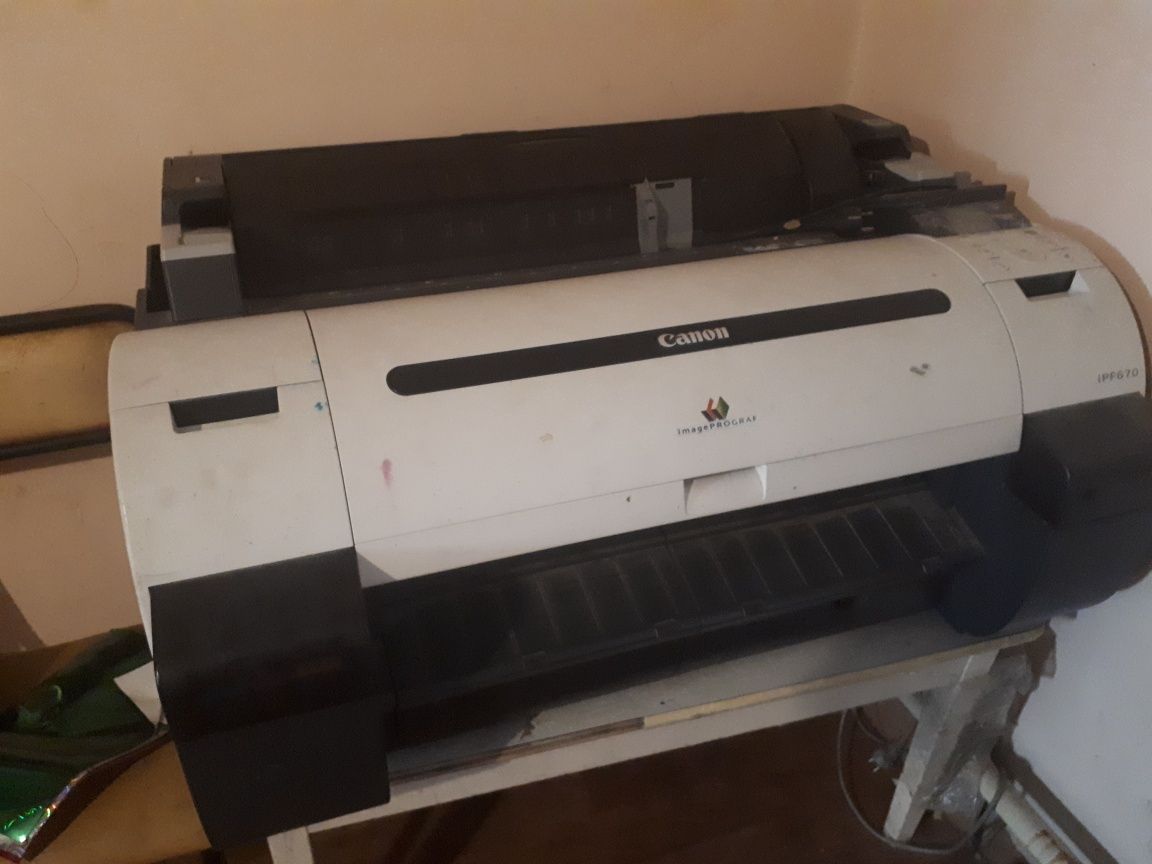 Срочно продам Canon IPF 670