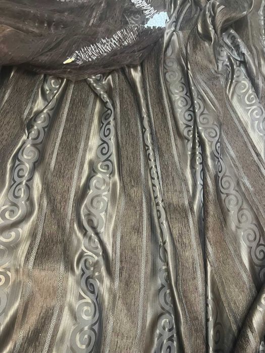 Завеси - 2бр. плътни и 1бр. тънка с перделък