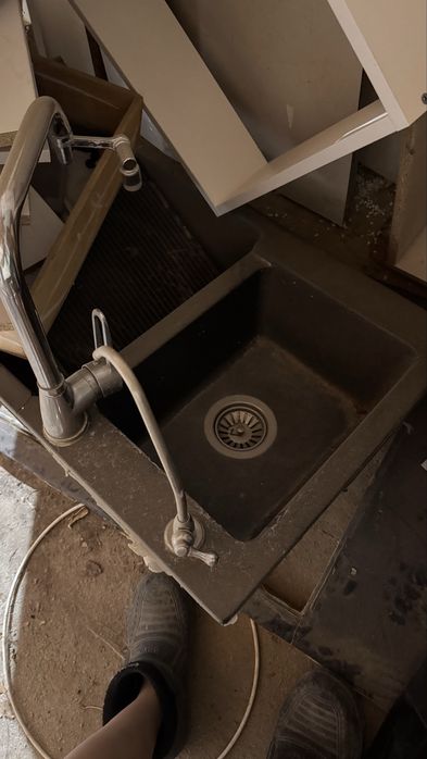 Продам мойку кухонную