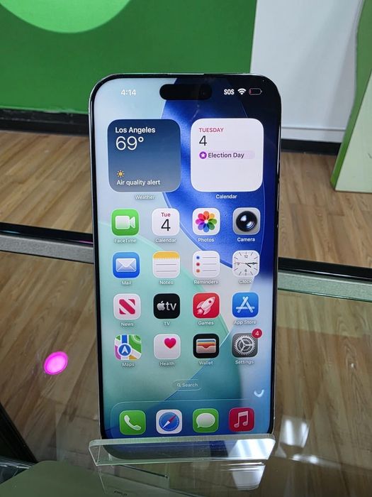 Apple iPhone 16 Pro Max - 256 GB - White Titanium (Unlocked) M1125-040