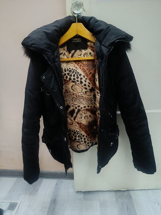 Продается женская куртка 44-46 размера