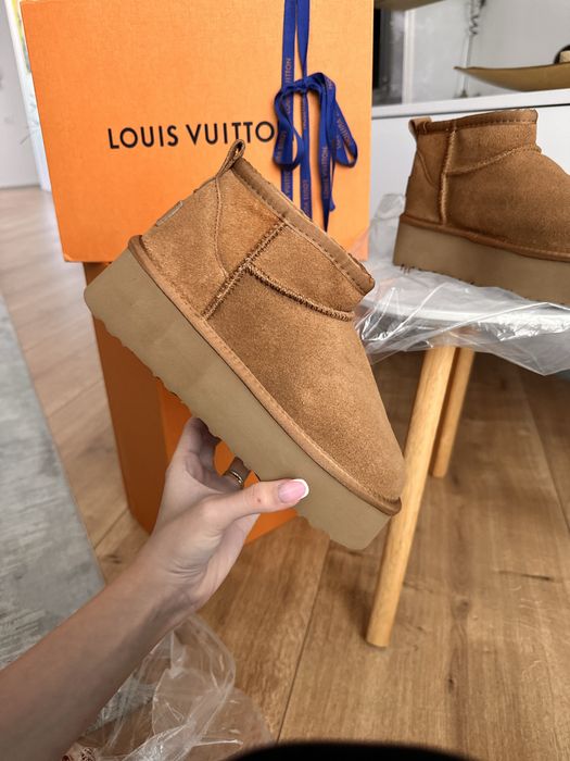 UGG 37/36 noi nepurtati