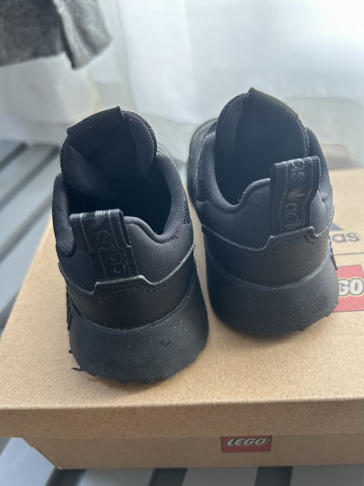 adidas Lego и adidas