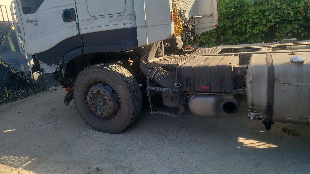 Vând 2 Iveco Stralis E5