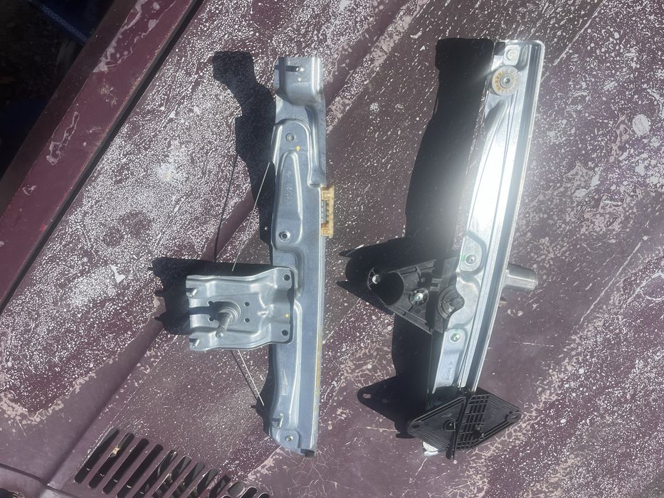 Vand macara dacia sandero