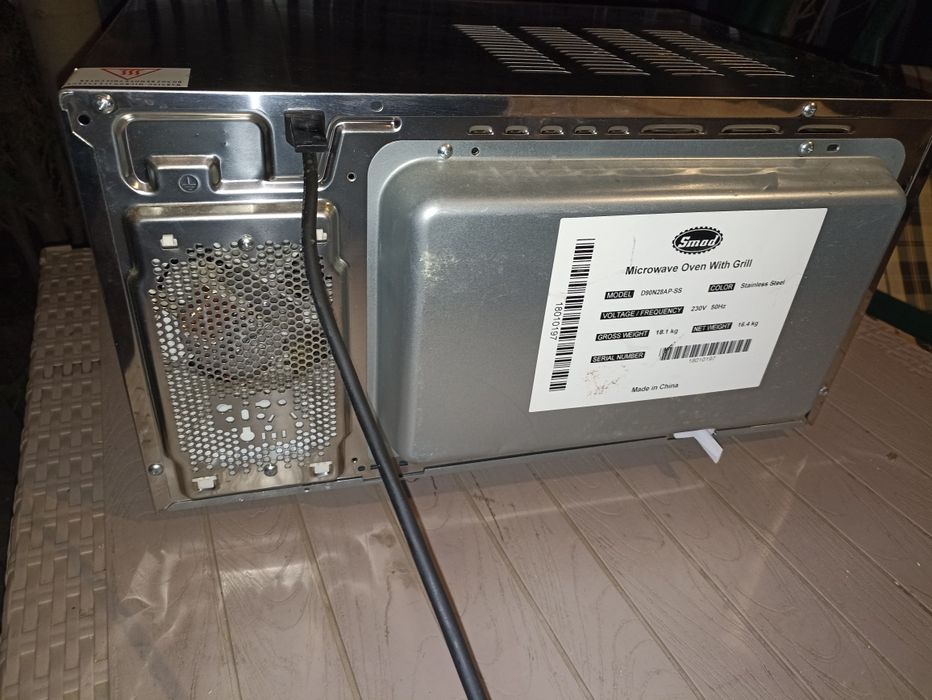 Cuptor cu microunde și grill Smad inox