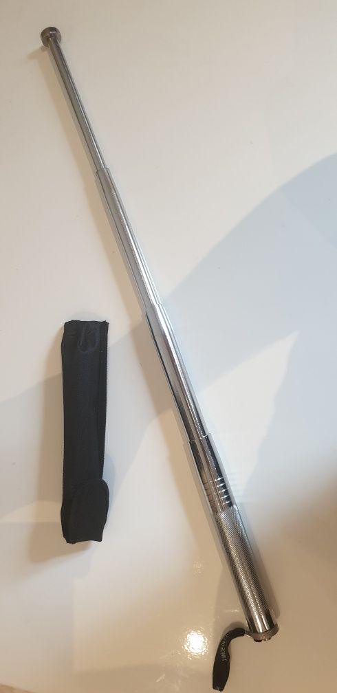 Baston telescopic 4 segmente  oțel 64 cm  autoapărare cu husa