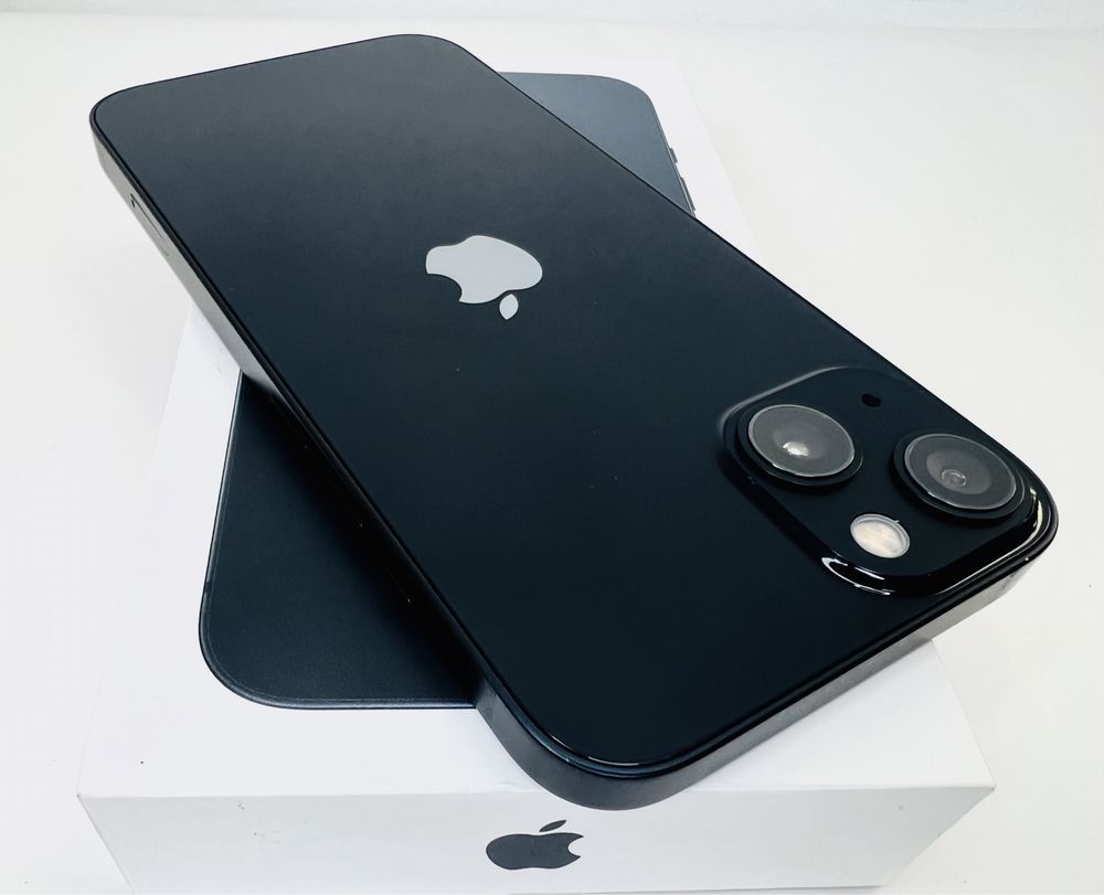 Apple iPhone 13 mini 128GB Midnight Отличен! Гаранция!