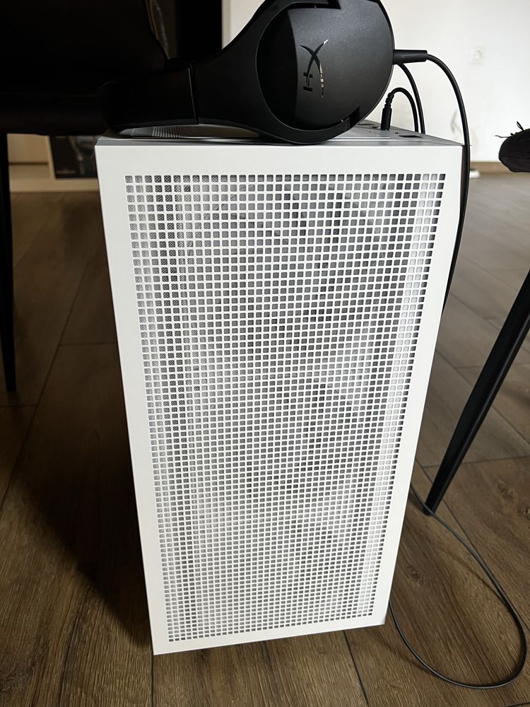 G:RIGS 4060TI Intel 15 32 Ram Alienware Razer Ducky Геймърски Компютър