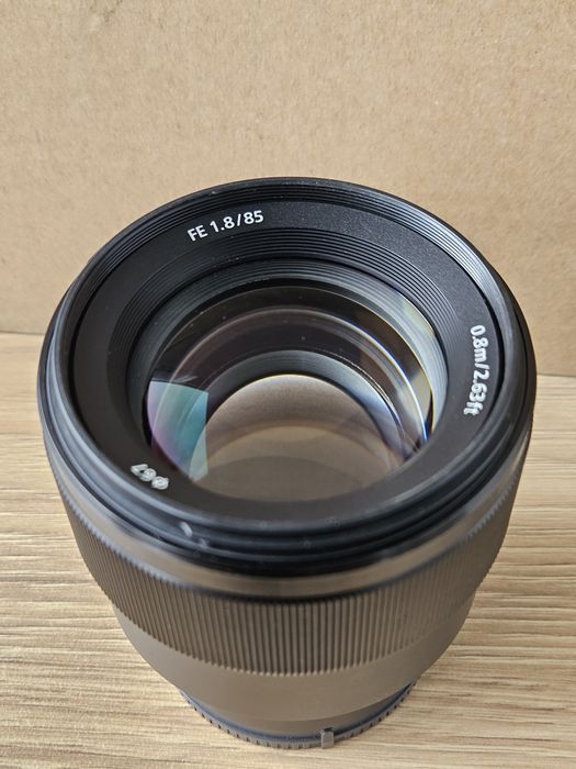 Обектив Sony FE 85mm,f/1.8