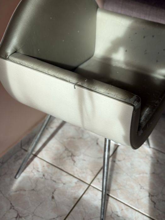 Холна маса, кресло, етажерка и помощна масичка